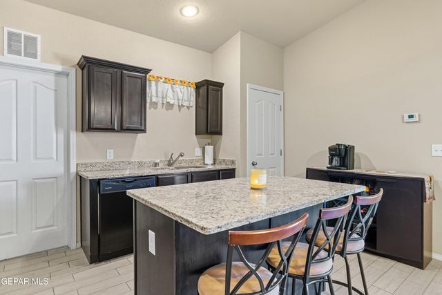 5922 Beechwood Street, Santa Teresa, NM 88008