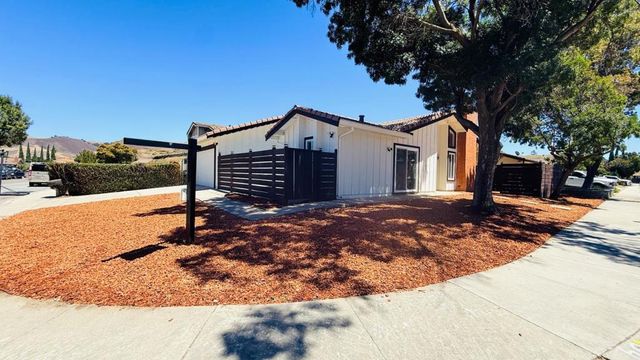 5886 Southwind Drive, San Jose, CA 95138