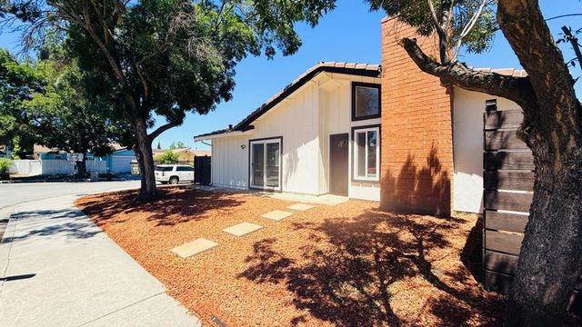 5886 Southwind Drive, San Jose, CA 95138