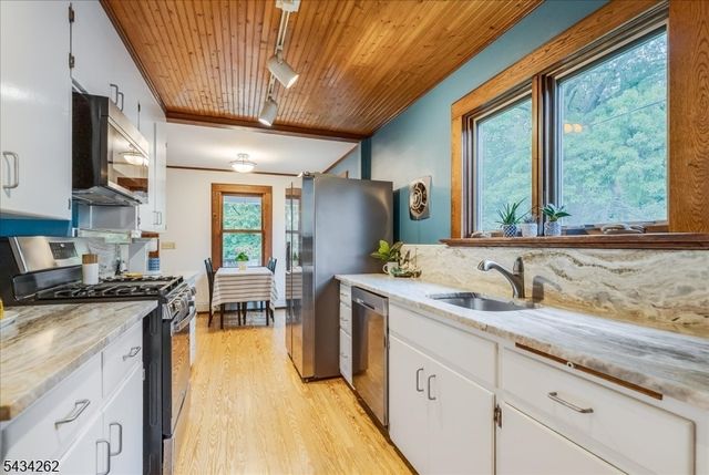 74 Park Ave, Verona Twp., NJ 07044
