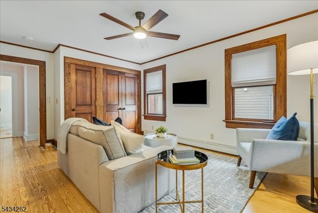 74 Park Ave, Verona Twp., NJ 07044