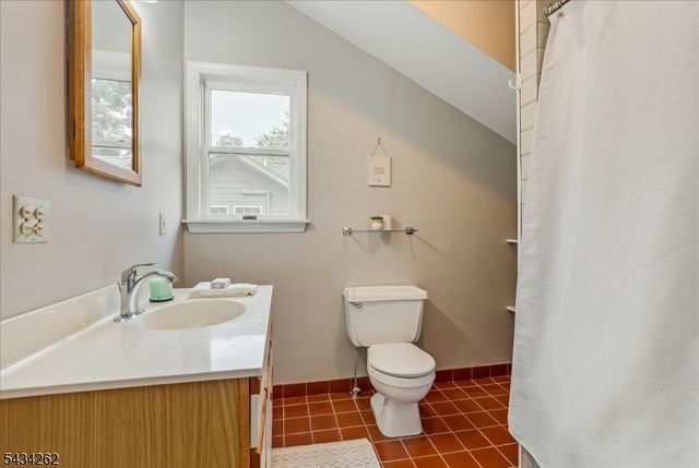 74 Park Ave, Verona Twp., NJ 07044