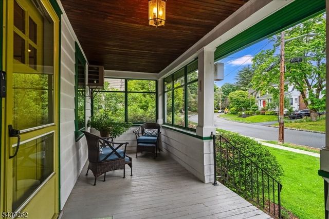 74 Park Ave, Verona Twp., NJ 07044
