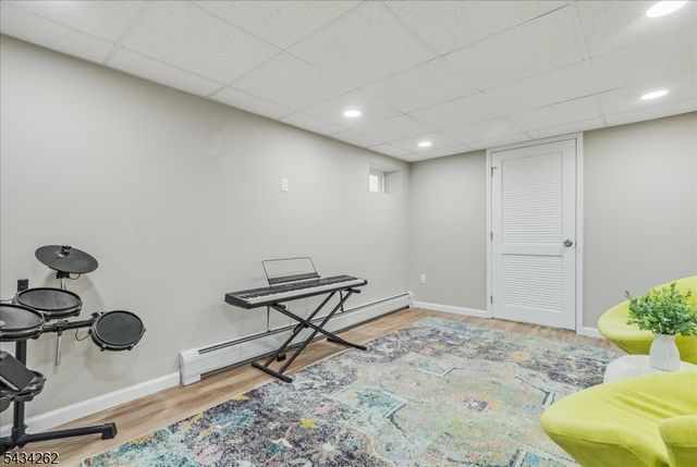 74 Park Ave, Verona Twp., NJ 07044