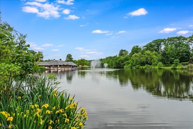 74 Park Ave, Verona Twp., NJ 07044