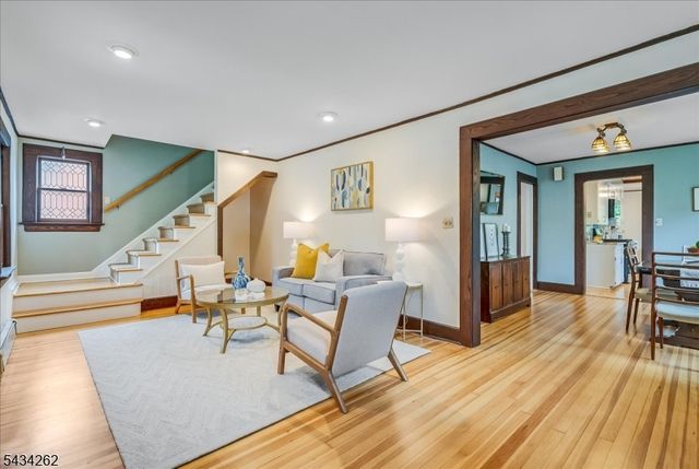 74 Park Ave, Verona Twp., NJ 07044