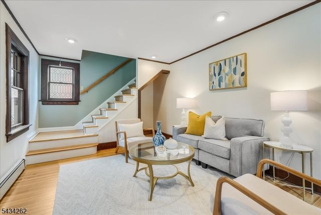 74 Park Ave, Verona Twp., NJ 07044
