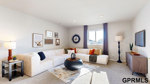 17530 Virginia Street, Omaha, NE 68136