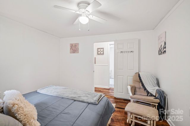69 Devlin Street, Canton, NC 28716