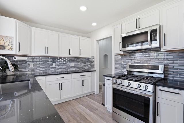3809 Morris AVENUE, Cudahy, WI 53110