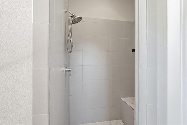 2325 Stutz Drive 37, Dallas, TX 75235