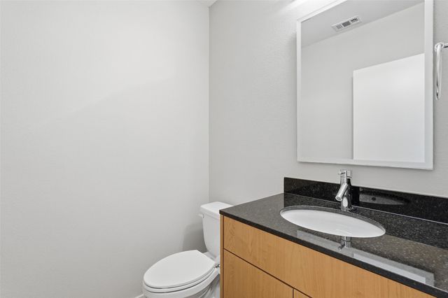 2325 Stutz Drive 37, Dallas, TX 75235