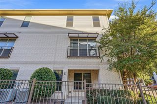 2325 Stutz Drive 37, Dallas, TX 75235