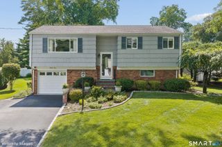 21 Sussex Place, Stamford, CT 06905