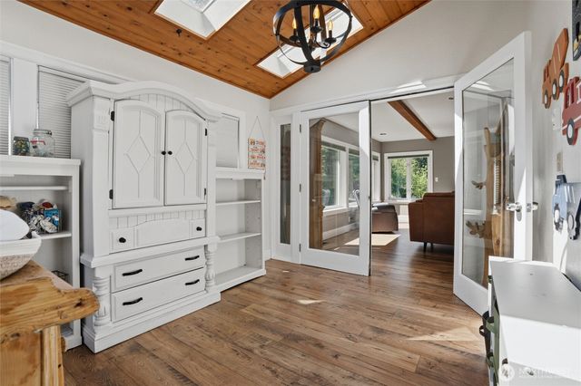 10706 Crescent Valley Drive NW, Gig Harbor, WA 98335