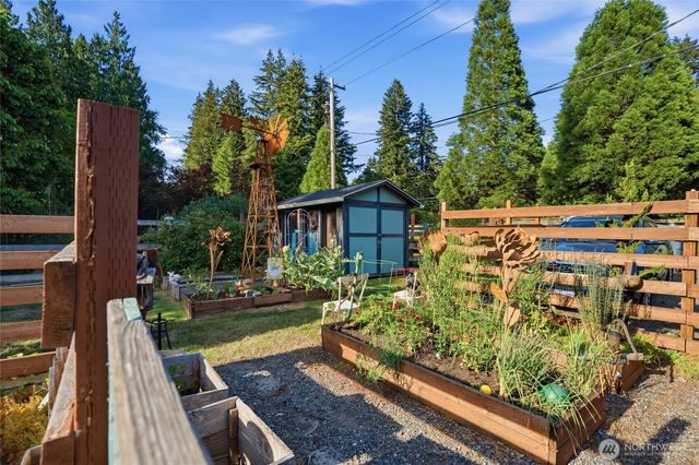 10706 Crescent Valley Drive NW, Gig Harbor, WA 98335