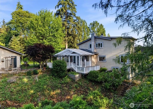 10706 Crescent Valley Drive NW, Gig Harbor, WA 98335