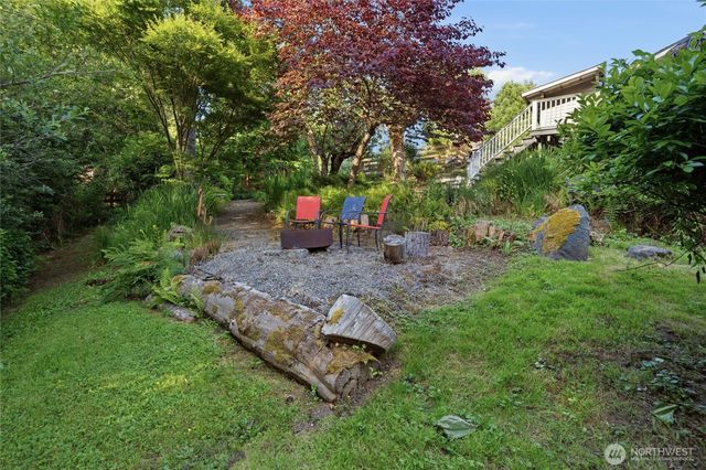 10706 Crescent Valley Drive NW, Gig Harbor, WA 98335