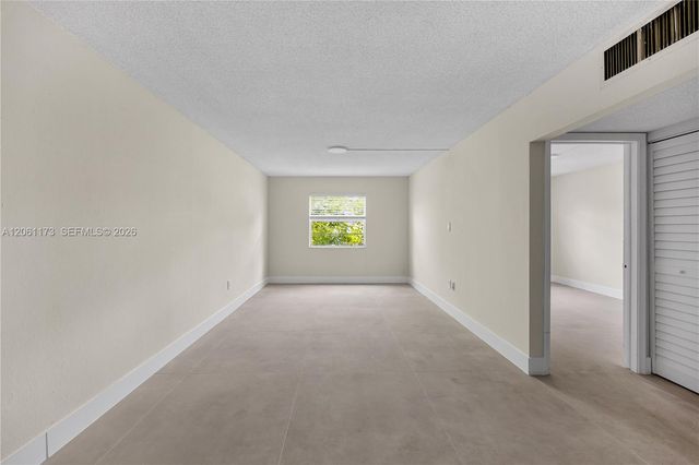 1720 Cleveland Street 107E, Hollywood, FL 33020