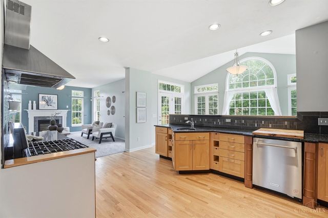303 Delaware Drive, Hamilton Twp, OH 45039
