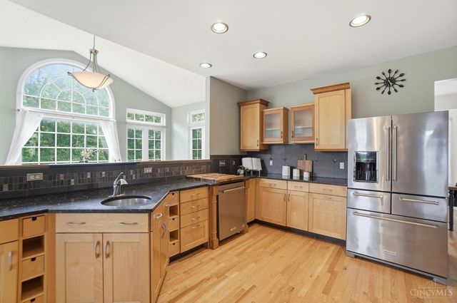303 Delaware Drive, Hamilton Twp, OH 45039
