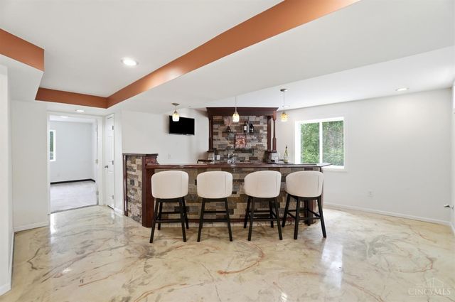 303 Delaware Drive, Hamilton Twp, OH 45039