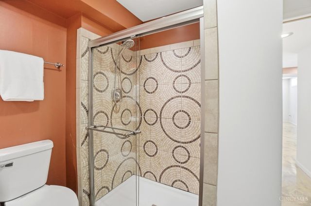 303 Delaware Drive, Hamilton Twp, OH 45039