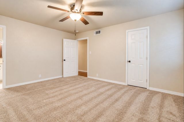 1813 Thomas Place, Arlington, TX 76010