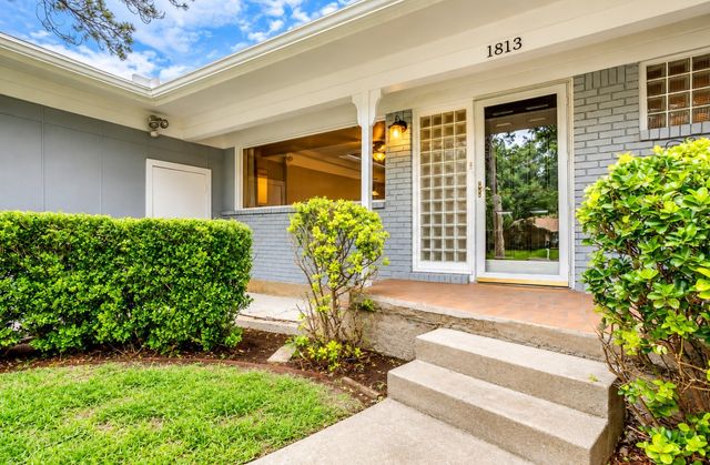 1813 Thomas Place, Arlington, TX 76010