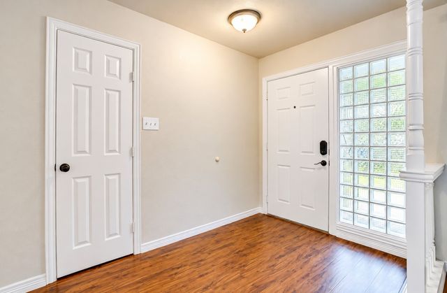 1813 Thomas Place, Arlington, TX 76010