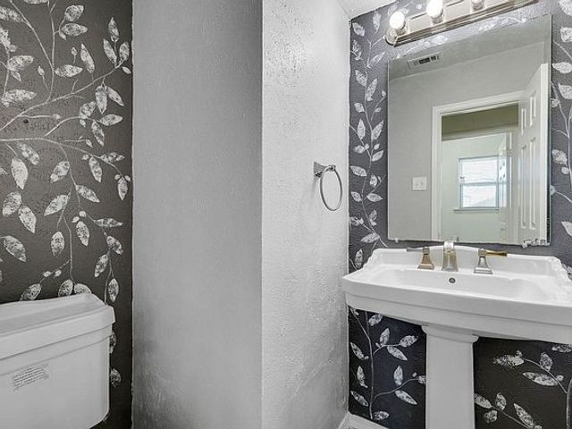 1710 Hanover Drive, Richardson, TX 75081