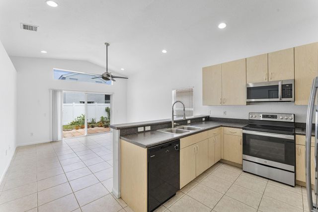 5407 Little Dipper Court, Greenacres, FL 33463