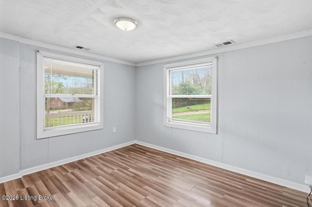3011 Blevins Gap Rd, Louisville, KY 40272
