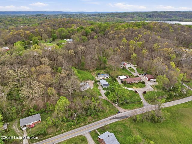 3011 Blevins Gap Rd, Louisville, KY 40272