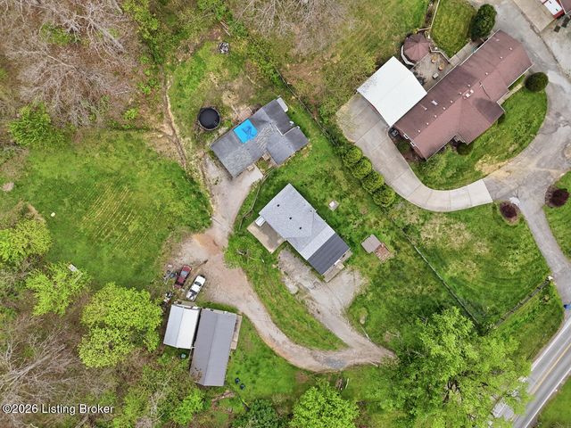 3011 Blevins Gap Rd, Louisville, KY 40272