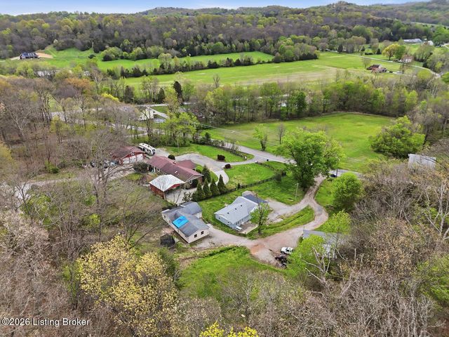 3011 Blevins Gap Rd, Louisville, KY 40272