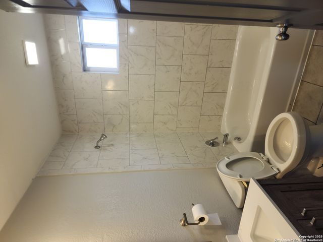 20335 CAMPBELLTON RD, San Antonio, TX 78264