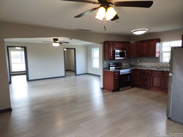 20335 CAMPBELLTON RD, San Antonio, TX 78264