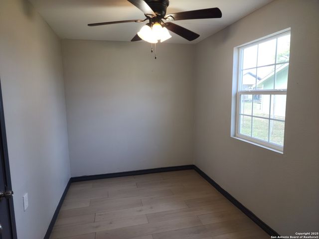 20335 CAMPBELLTON RD, San Antonio, TX 78264