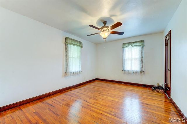 2935 Hilleman Avenue, St Louis, MO 63114