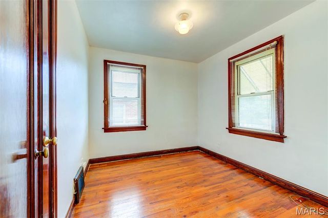 2935 Hilleman Avenue, St Louis, MO 63114