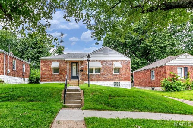 2935 Hilleman Avenue, St Louis, MO 63114