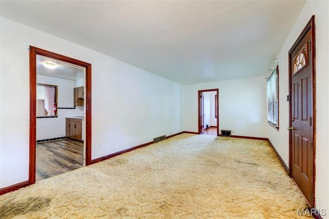 2935 Hilleman Avenue, St Louis, MO 63114