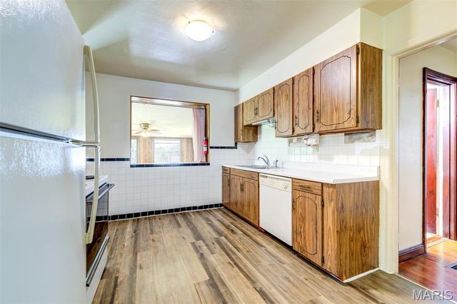 2935 Hilleman Avenue, St Louis, MO 63114
