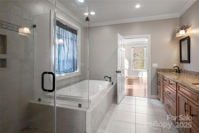 98 Sovereign Lane, Fairview, NC 28730