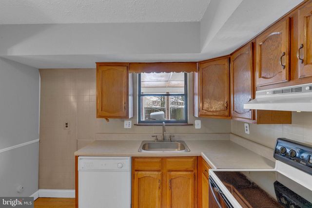 70 ORCHARD CT, Royersford, PA 19468