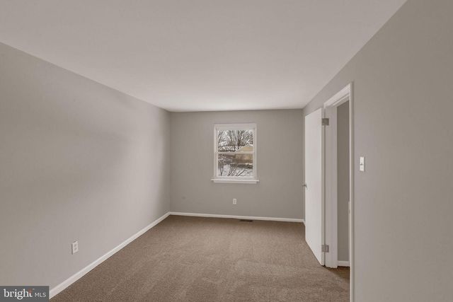 70 ORCHARD CT, Royersford, PA 19468