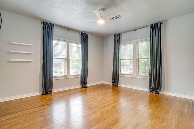 4101 El Campo Avenue, Fort Worth, TX 76107