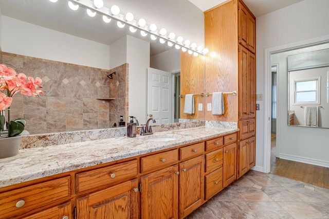 4101 El Campo Avenue, Fort Worth, TX 76107