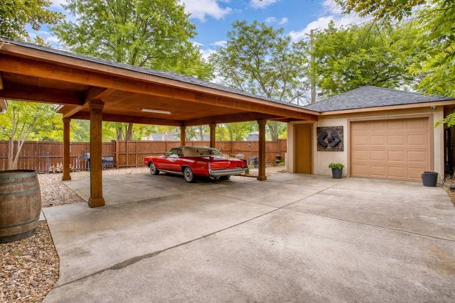 4101 El Campo Avenue, Fort Worth, TX 76107